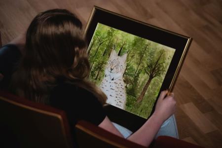 12_Iva Vizintin, zmagovalka natečaja Tu sem doma s svojim risom